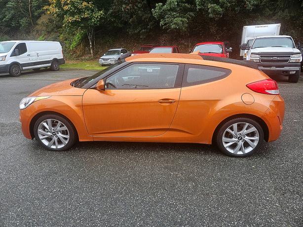 2016 Hyundai  Veloster image 5