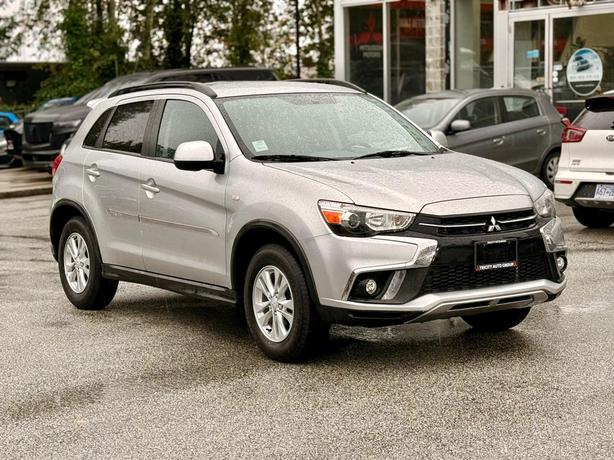 2018 Mitsubishi RVR image 4