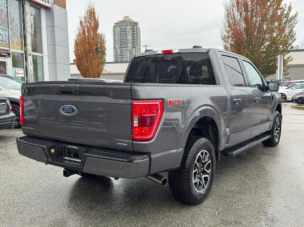 2023 Ford F-150 XLT 4WD SuperCrew 5.5' Box image 6