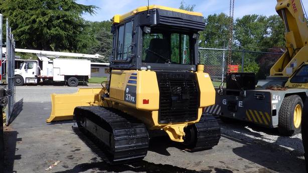 2013 Komatsu D37PX-22 Tracked Bulldozer image 4