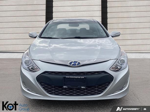 2013 Hyundai Sonata Hybrid Limited Tech. Pkg NAVIGATION! LEATHER INTERIOR! PUSH- image 2