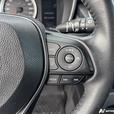 2019 Toyota Corolla Hatchback Base thumbnail image 8