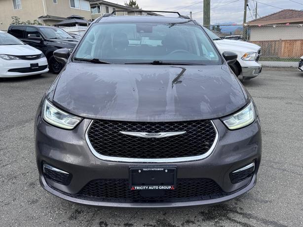 2022 Chrysler Pacifica Touring L - Parking Sensors, Leather, Heated Seats image 8