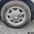 2005 CHRYSLER 300 thumbnail image 6