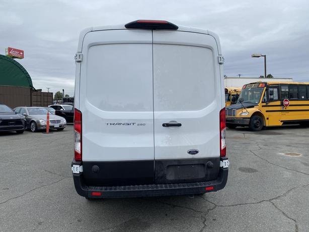 2024 Ford Transit 250 Van Medium  Roof Cargo Van image 4