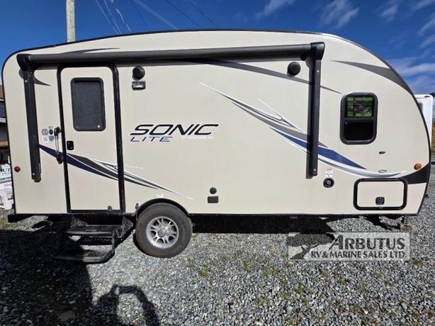 Used 2017 Venture RV Sonic Lite 167VMS image 2