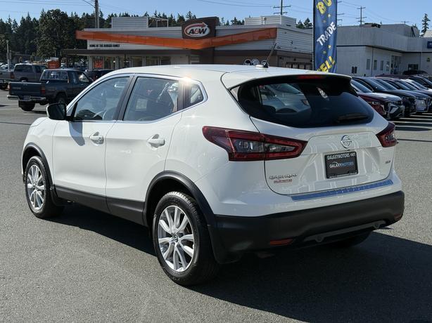 2023 Nissan Qashqai S AWD - Blind Spot Warning & Heated Front Seats image 8