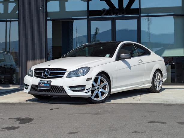 2013 Mercedes-Benz C-Class C 350 - Leather, Sunroof, AWD, Heated Seats image 1