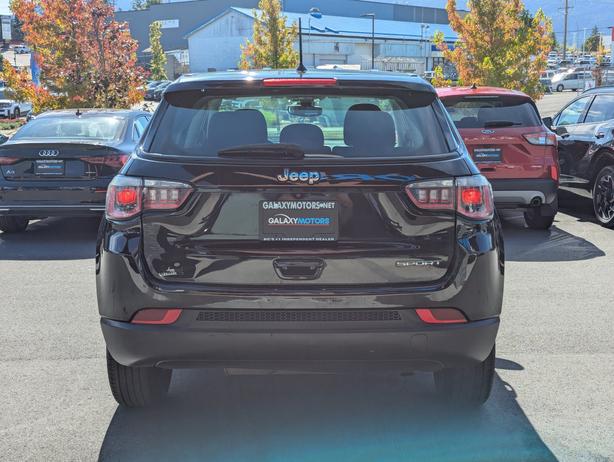 2017 Jeep Compass Sport - Low Kilometers image 7