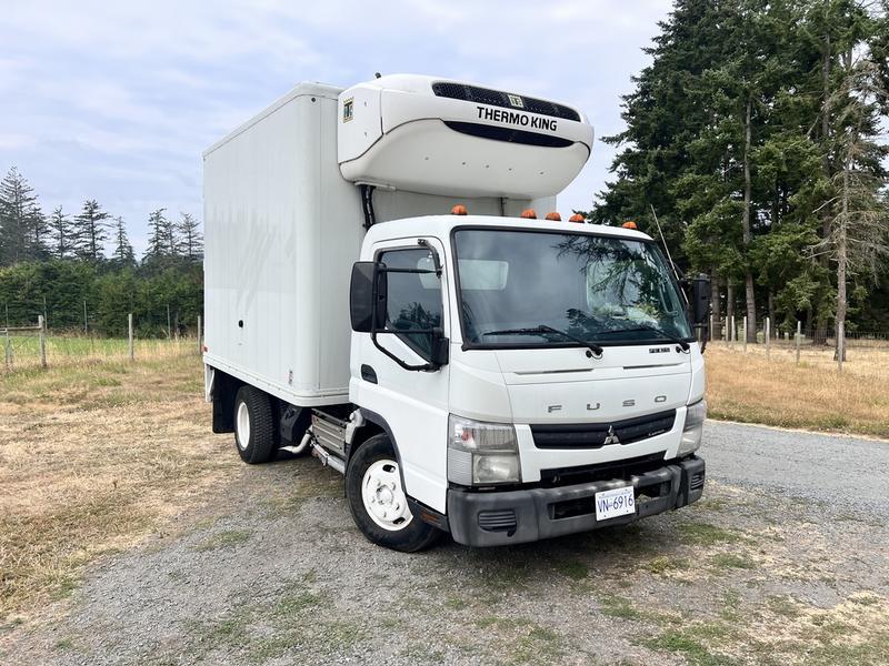 2014 Mitsubishi FUSO FE125 display photo