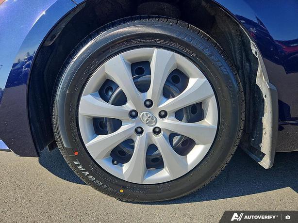 2022 Toyota Corolla LE CVT | Front Collision Mitigation | Bluetooth Connectivity image 6