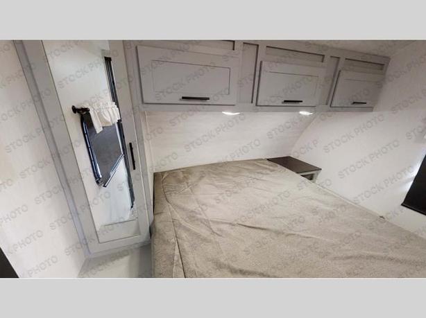 Used 2021 Forest River RV Vibe 26DB image 4