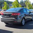 2017 Ford Focus SE - 6-Speed Manual, Dual Zone A/C, SXM Radio thumbnail image 6
