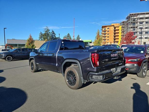 2023 GMC Sierra 1500 4WD Crew Cab 147 Elevation | One Owner! image 4