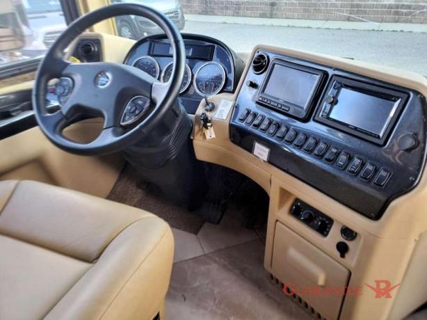 Used 2015 Newmar Dutch Star 3736 image 8