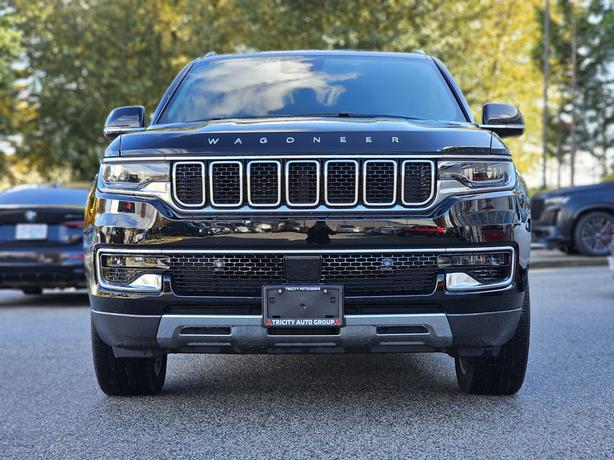 2022 Jeep Wagoneer Series III 4x4 image 2