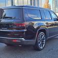 2022 Jeep Wagoneer Series III 4x4 thumbnail image 5