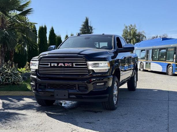 2021 RAM 3500 Laramie Sport 4x4 Crew Cab with 6.4L HEMI and 6'4" Bed image 4