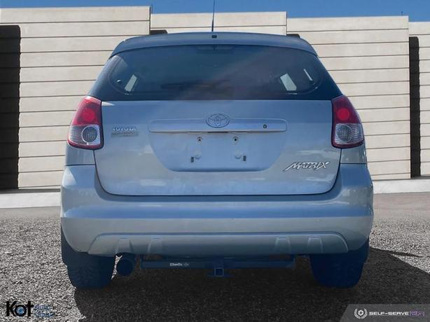2004 TOYOTA MATRIX image 5