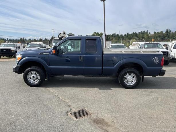 2014 Ford F-250 SD XLT SuperCab 4WD image 2