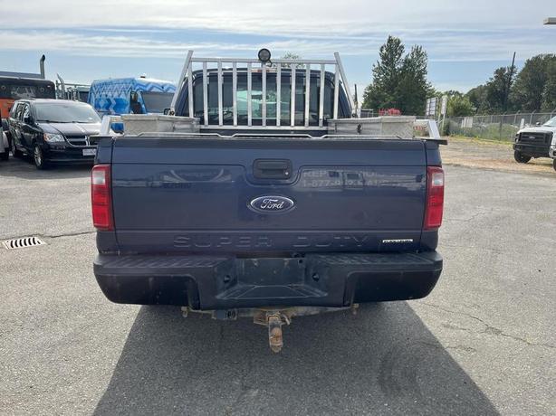 2014 Ford F-250 SD XLT SuperCab 4WD image 4