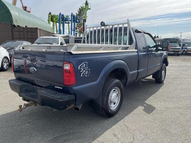 2014 Ford F-250 SD XLT SuperCab 4WD image 5