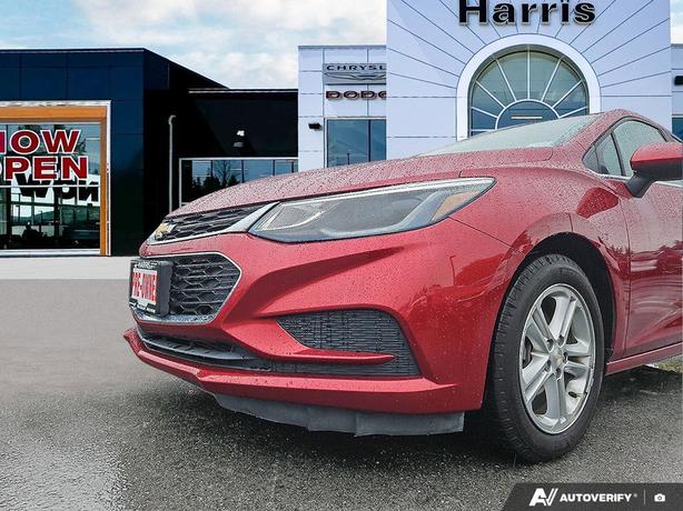 2017 Chevrolet Cruze LT | Remote Start | Heated Seats! image 8