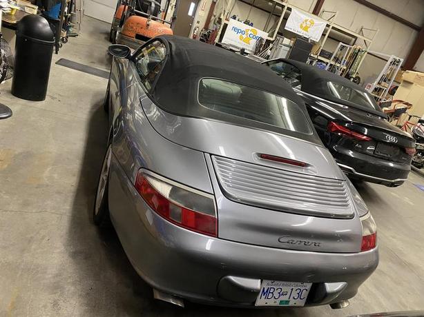 2003 Porsche 911 Carrera Cabriolet (Poor Condition Dead Battery) image 3
