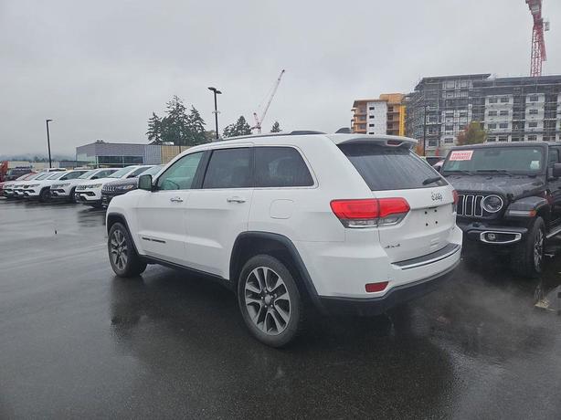 2018 Jeep Grand Cherokee Limited image 4
