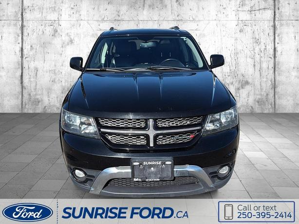 2015 Dodge Journey Limited, 7 PASSENGER SEATING image 2
