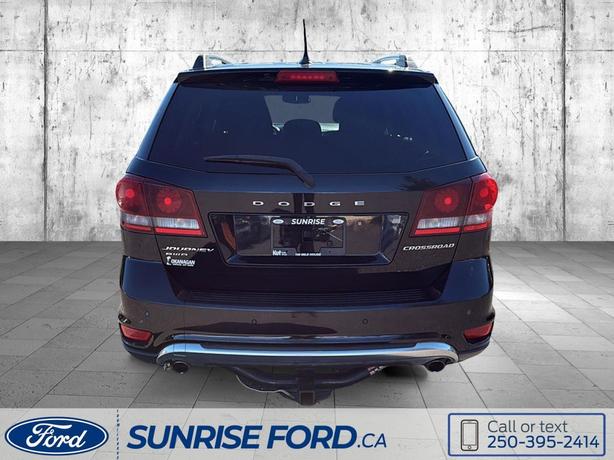 2015 Dodge Journey Limited, 7 PASSENGER SEATING image 6