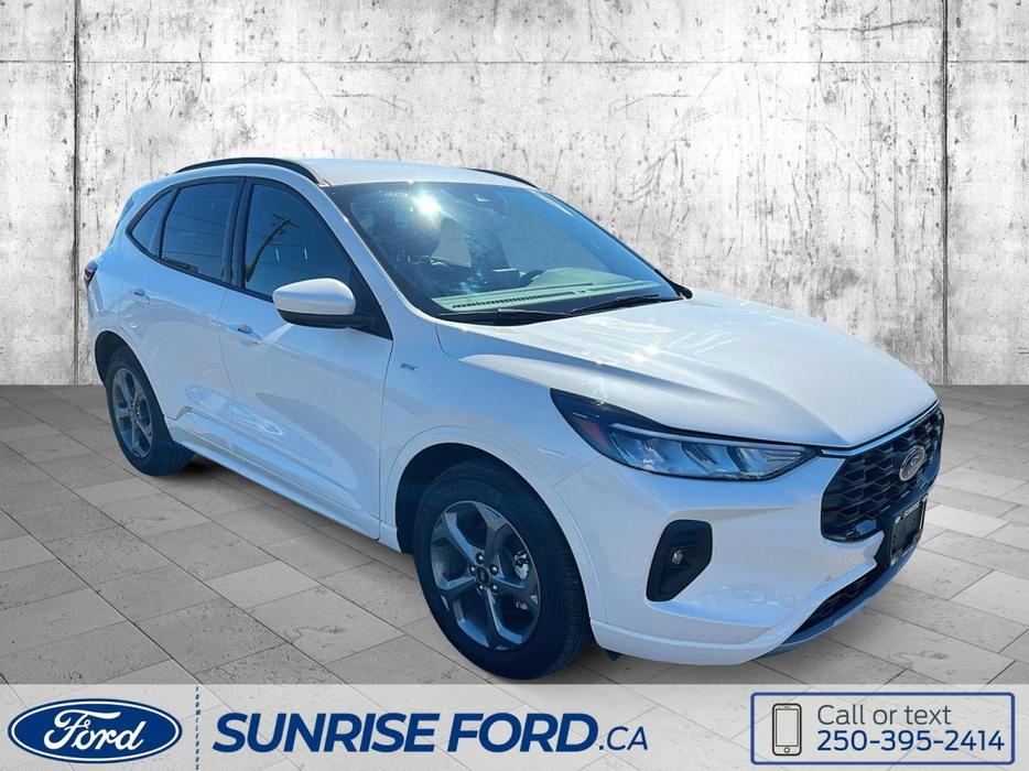 2023 Ford Escape Hybrid St-Line Select display photo