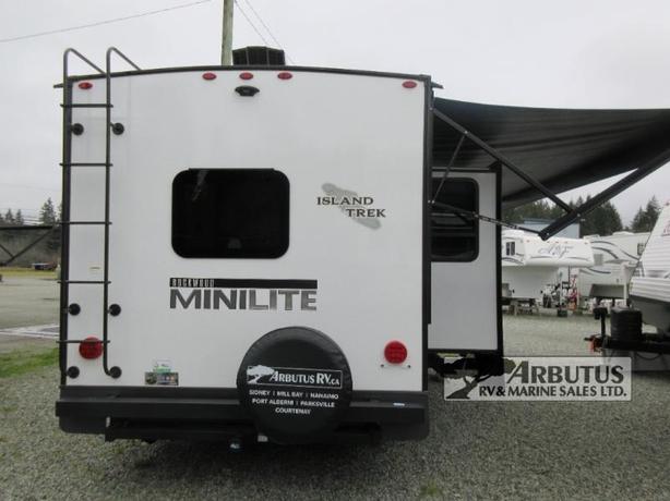 Used 2024 Forest River RV Rockwood Mini Lite 2518S image 5