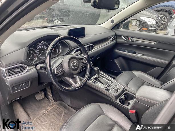 2017 Mazda CX-5 GT SUNROOF! NAVIGATION! LEATHER SEATS! BLUETOOTH! HEATED STEERIN image 7