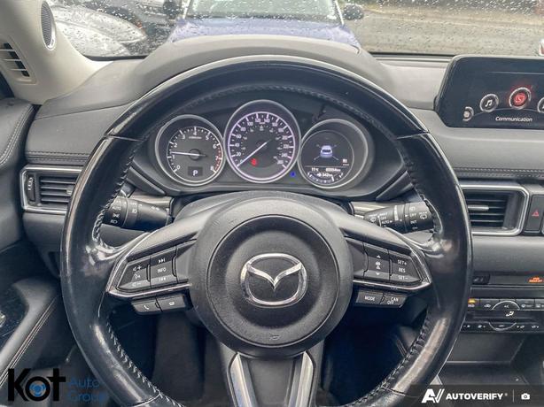 2017 Mazda CX-5 GT SUNROOF! NAVIGATION! LEATHER SEATS! BLUETOOTH! HEATED STEERIN image 8