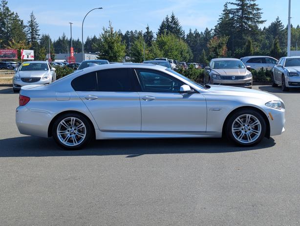 2013 BMW 5 Series 528i xDrive - AWD, Sunroof, Leather, Bluetooth image 5
