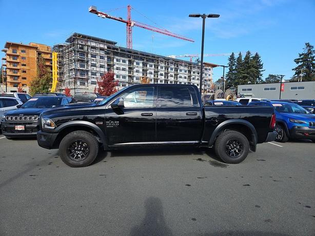 2022 RAM 1500 Classic Warlock 4x4 Crew Cab 5'7 Box | Cruise Control! image 3