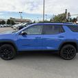 2025 GMC Terrain Awd Elevation thumbnail image 2