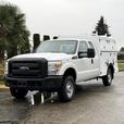 2015 Ford F-350 SD SuperCab 4WD Service Truck with Utility Body thumbnail image 4