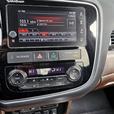 2018 Mitsubishi  Outlander PHEV SEL thumbnail image 8
