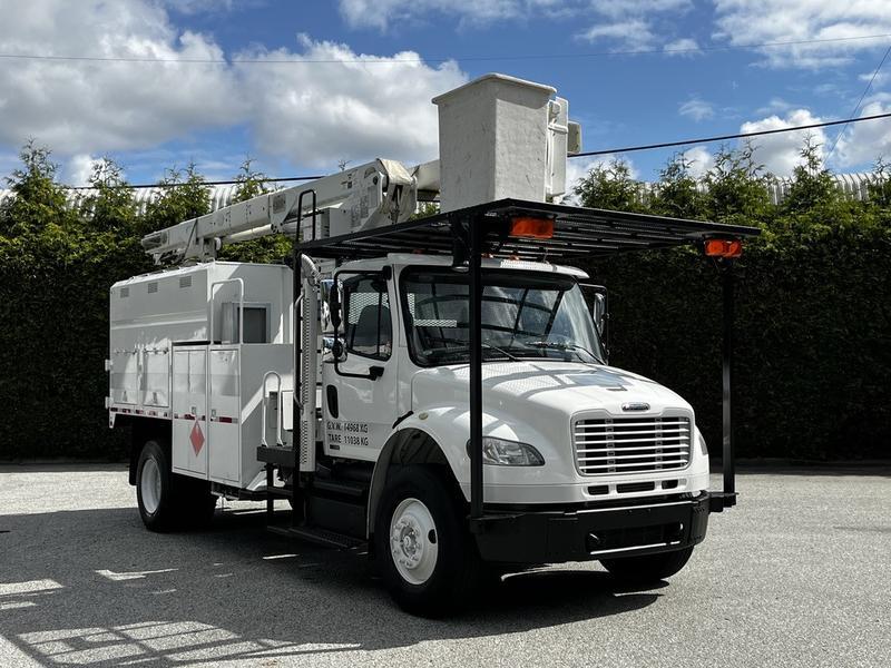 2012 Freightliner M2 106 Business Class Terex Bucket Dump Truck With Air Brakes  display photo