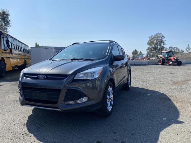 2016 Ford Escape SE 4WD image 1