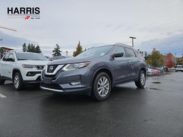 2018 Nissan Rogue | Heated Seats | Cruise Control! image 1