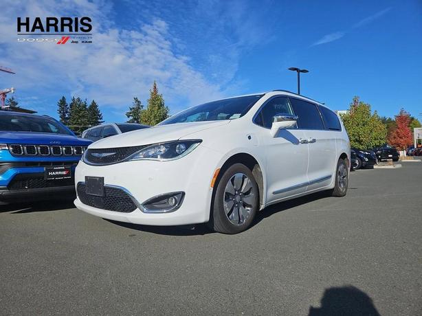 2020 Chrysler Pacifica Hybrid Limited | Remote Start | Cruise Control! image 1