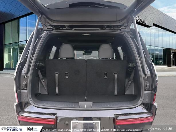 2026 Hyundai Santa Fe Hybrid Ultimate Calligraphy demo image 7