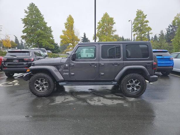 2021 Jeep Wrangler Unlimited Sahara 4x4 | Low KM! image 3