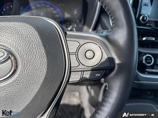 2022 Toyota Corolla Hatchback Base image 8