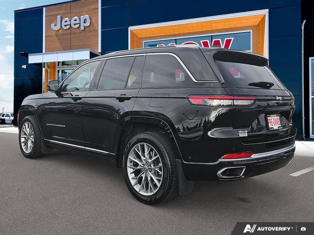 2022 Jeep Grand Cherokee Summit 4x4 | No Reported Accidents! image 4