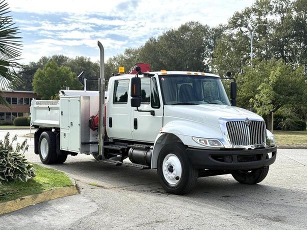 2008 International 4300 Diesel with Amco Veba Crane and 8-Foot Dump Box image 1