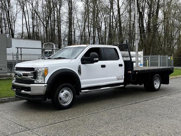 2017 Ford F-550 SuperCrew 12 Foot Flatdeck 4WD image 5